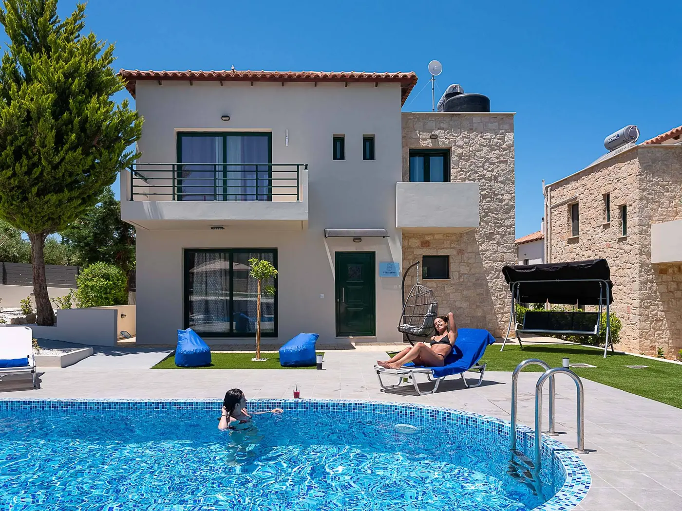 Η Villa Anna και η ιδιωτική της πισίνα